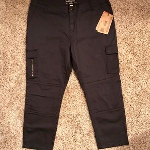 Ruff Hewn Cropped Slim Cargo Pants-NWT
